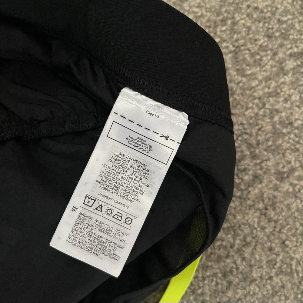 ADIDAS RUNNING SHORTS - Picture 6 of 8